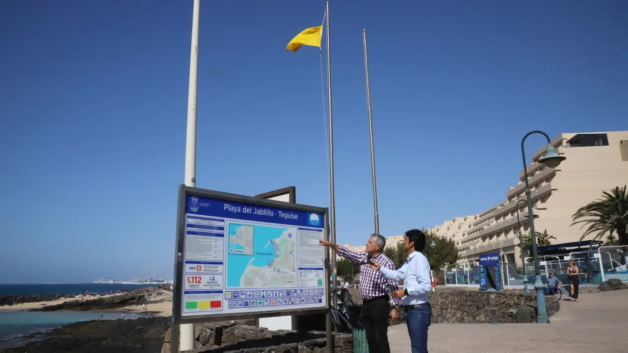 El Jablillo, sin bandera azul