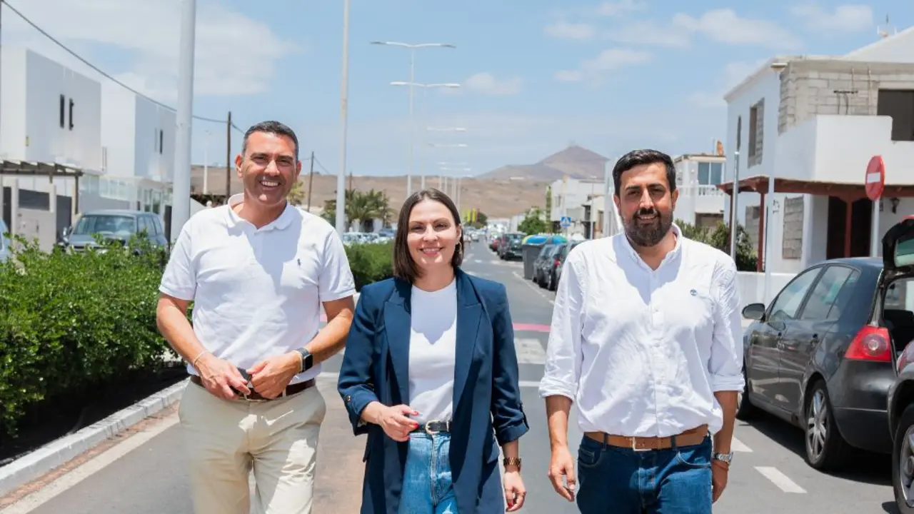 Betancort, Machín y Rocío