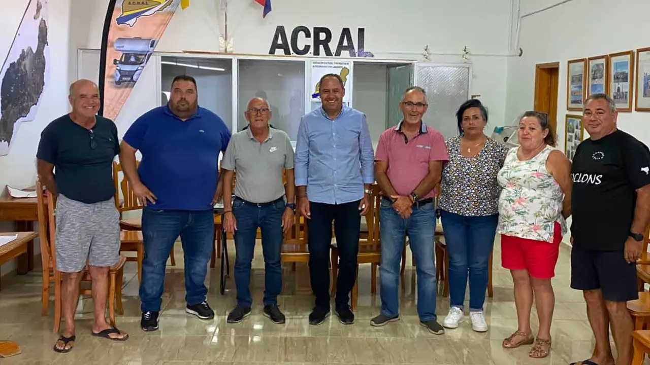 Reuni&oacute;n PP con caravanistas