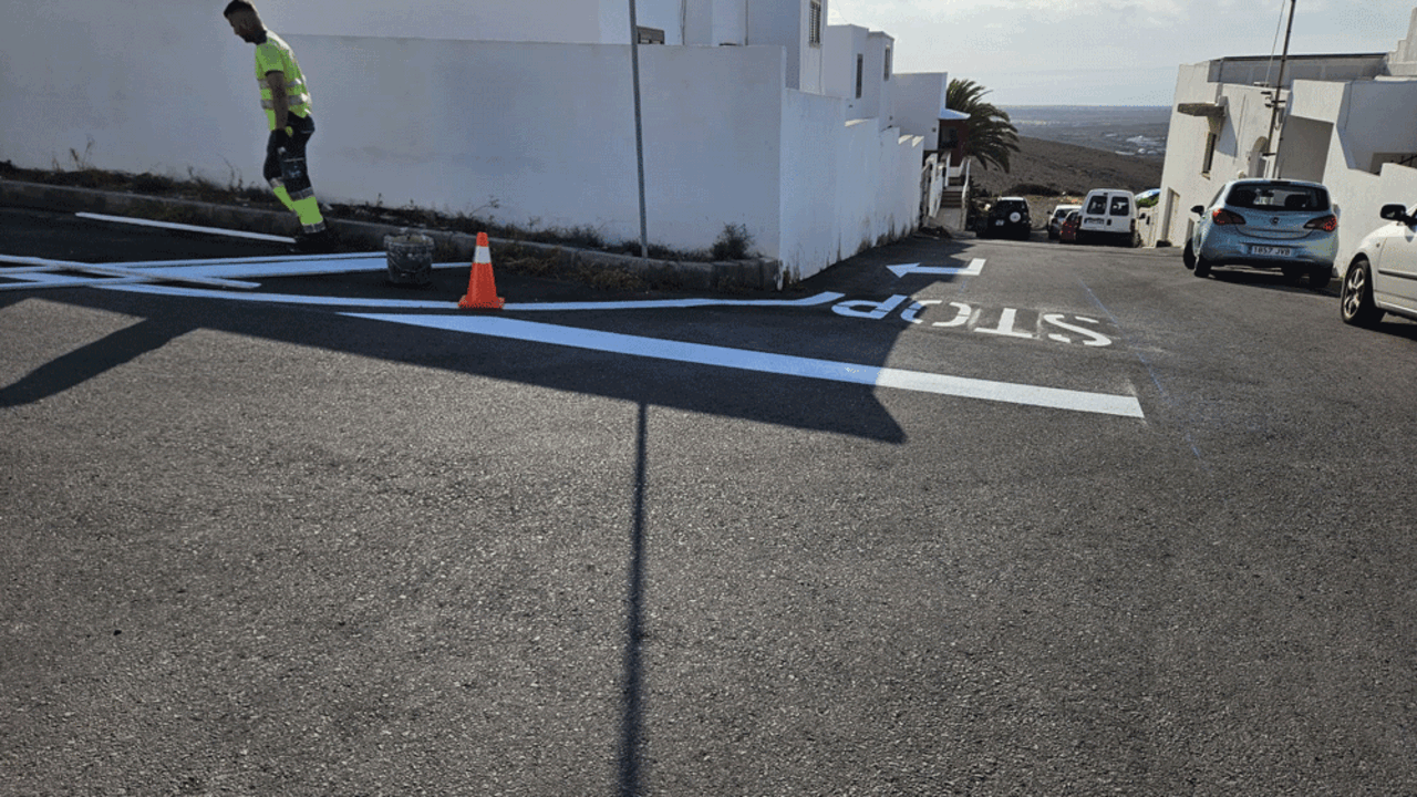 Obras de señalización en Tías