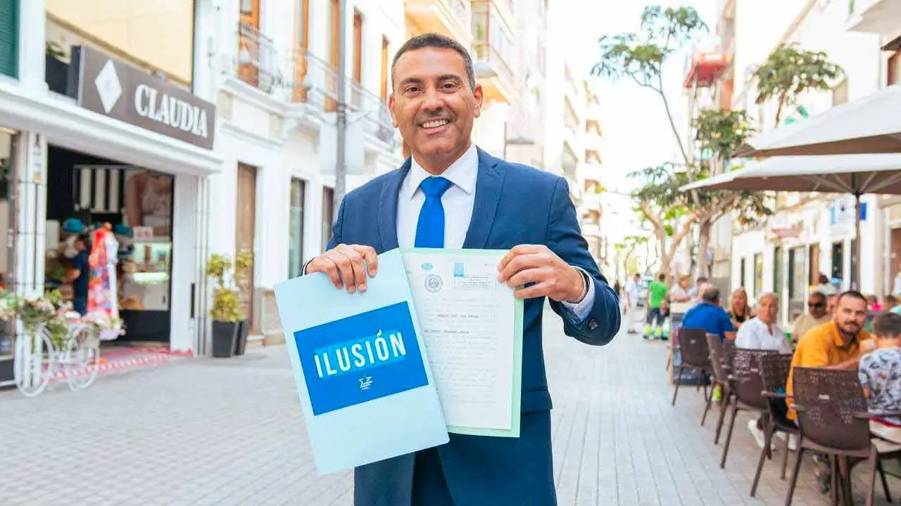 Contrato vinculante con Lanzarote y La Graciosa de Oswaldo Betancort