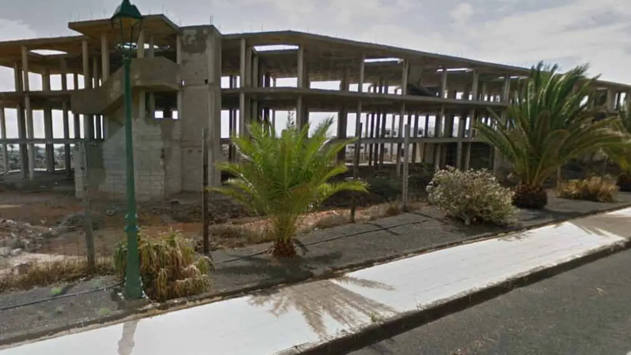 Esqueleto Costa Teguise