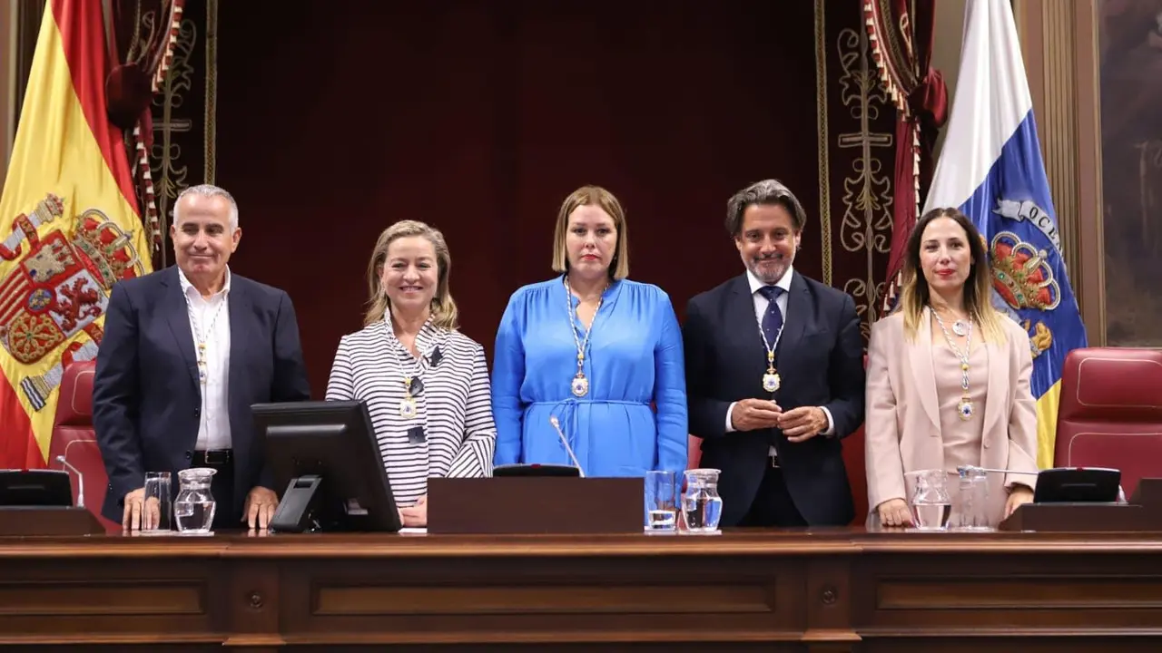 Mesa del Parlamento en la XI Legislatura