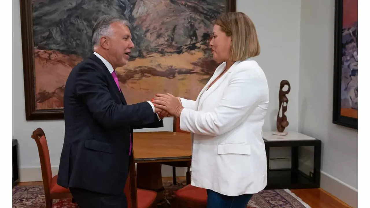 Ángel Víctor Torres y Astrid Pérez