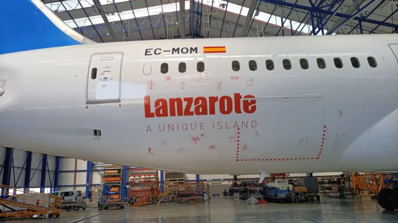 Boeing Lanzarote Unique Island.