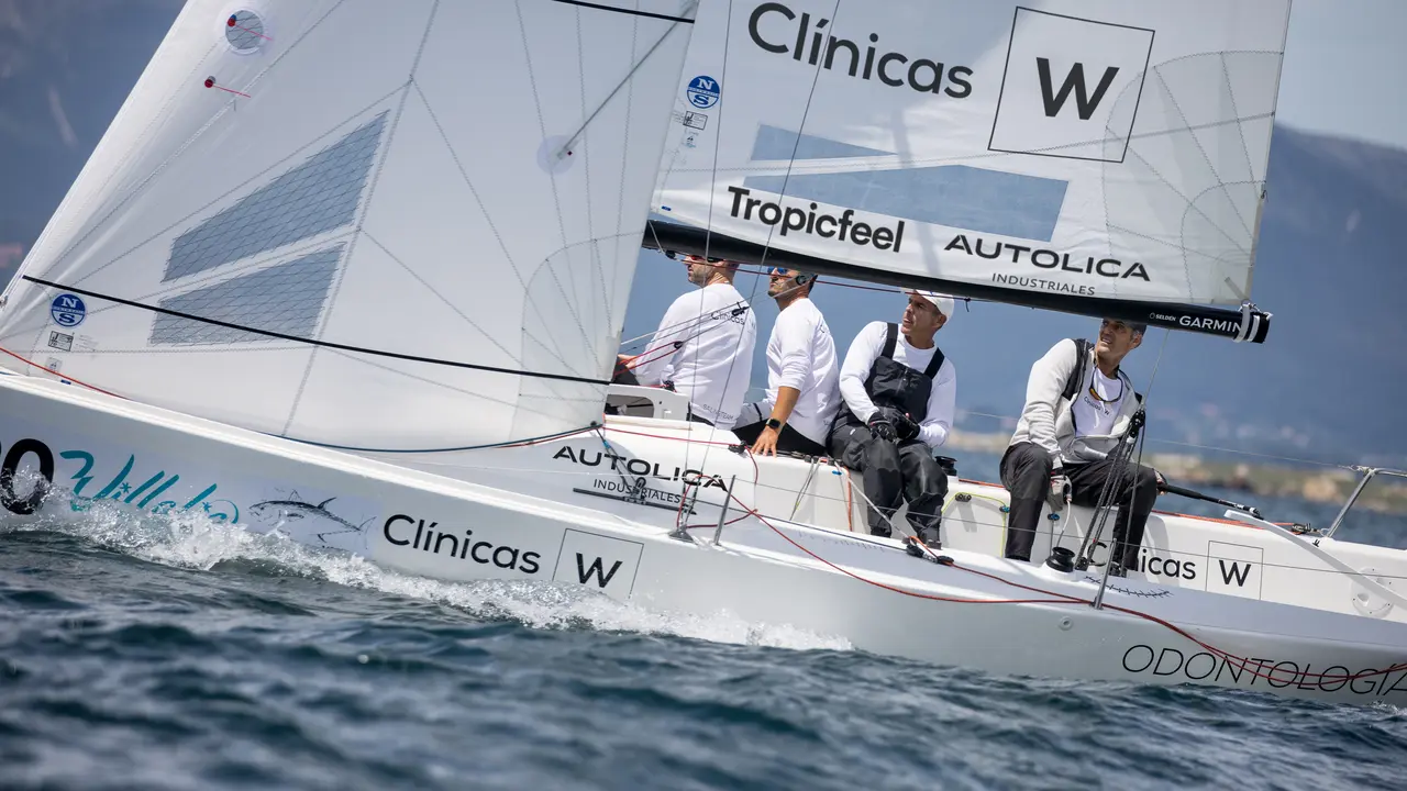 Campeonato de España J70 Isla de la Toja patrocinado por Villalia.
©Sailingshots by María Muiña Photography