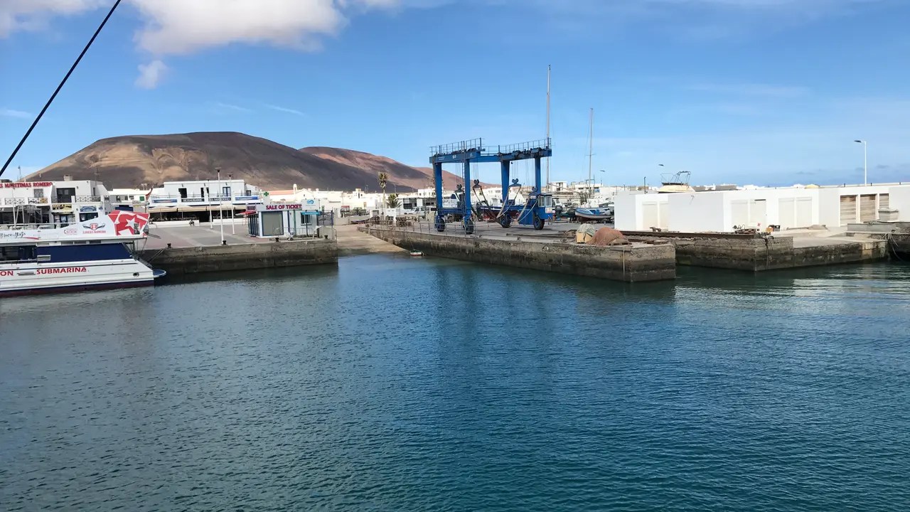 Puerto de Caleta del Sebo, La Graciosa.