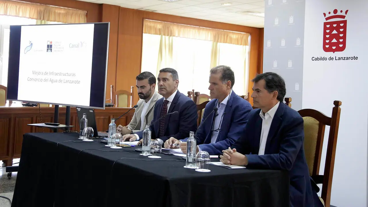 Presentaci&oacute;n Plan del Agua de Lanzarote en el Cabildo.