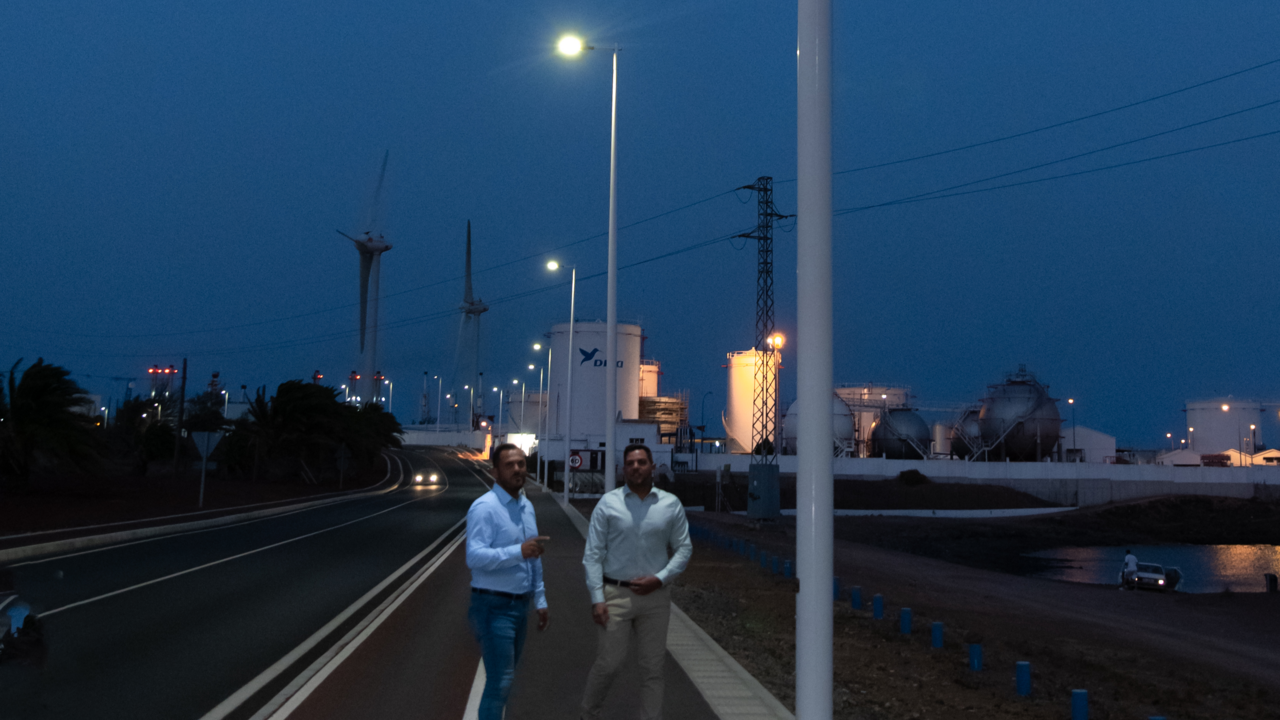 El vicepresidente, Jacobo Medina, y el alcalde de Arrecife, Yonathan de Le&oacute;n.