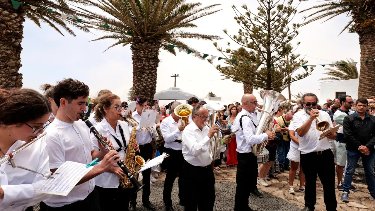 Procesión Virgen de Las Nieves.