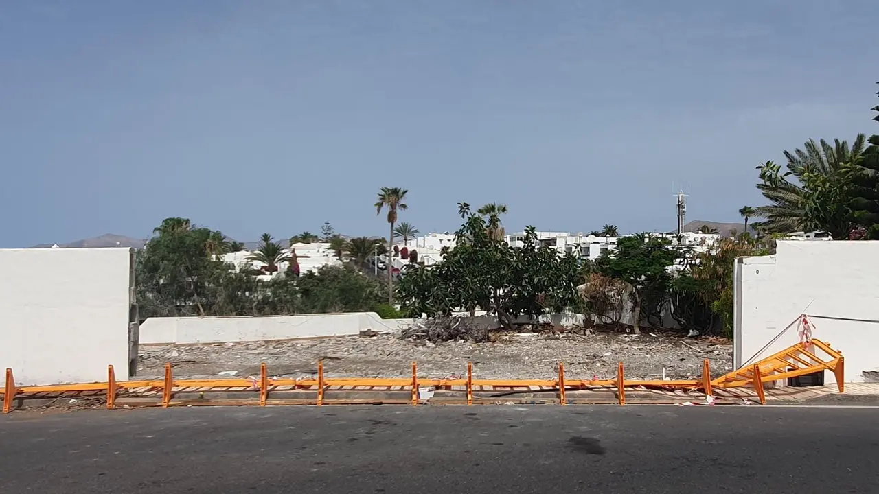 Conexión de calles en Puerto del Carmen.
