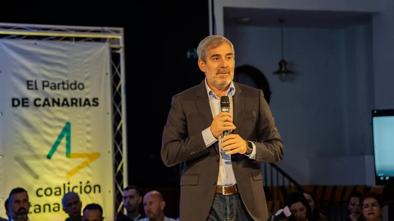 Fernando Clavijo en un acto electoral en Lanzarote.