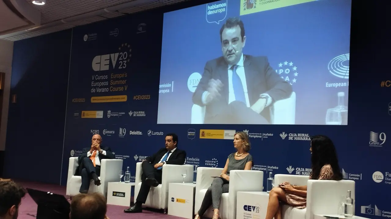 Intervencion de José Valle.