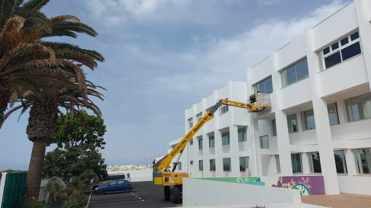 Adecentamiento de los colegios de Arrecife.
