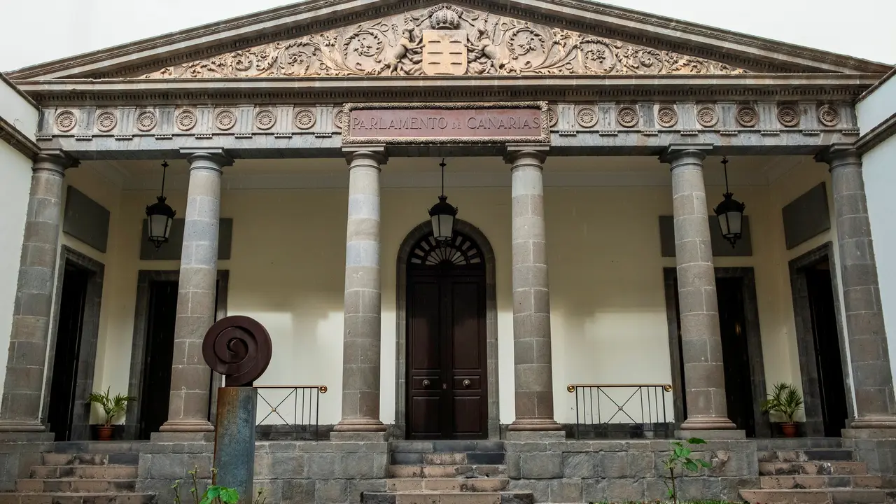 Parlamento de Canarias.