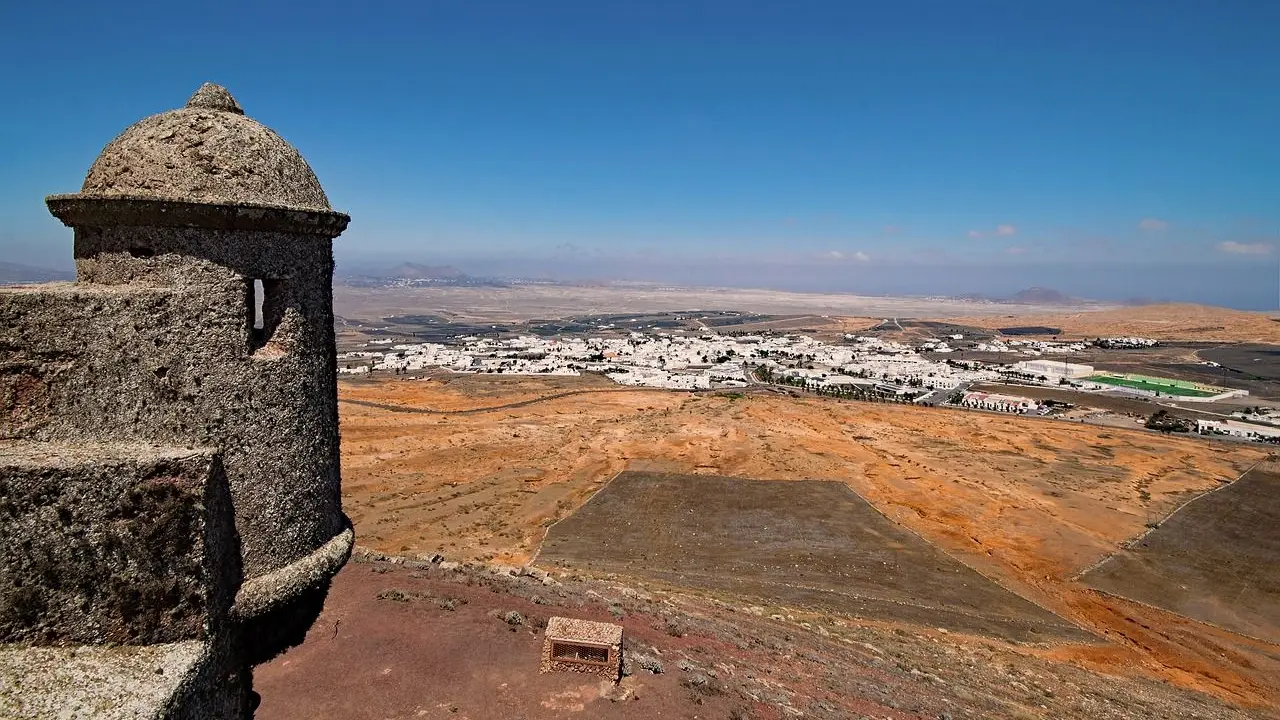 Castillo de Santa Bárbara, en la Montaña de Guanapay.