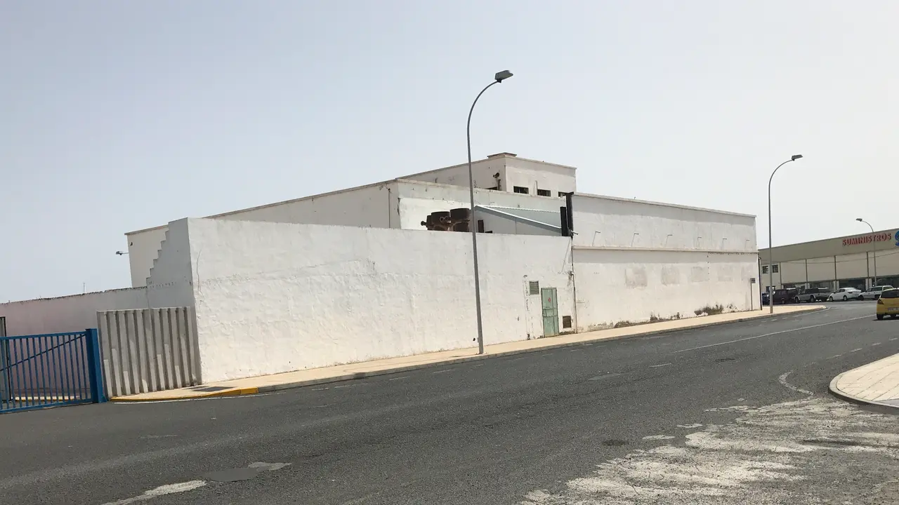 Antigua fábrica de Frigorsa, hoy en desuso. Imagen de archivo.