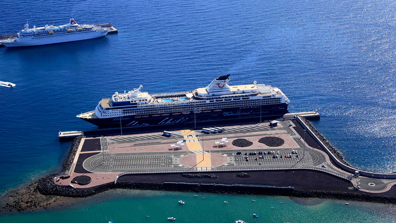 Muelle de cruceros. Imagen de archivo.