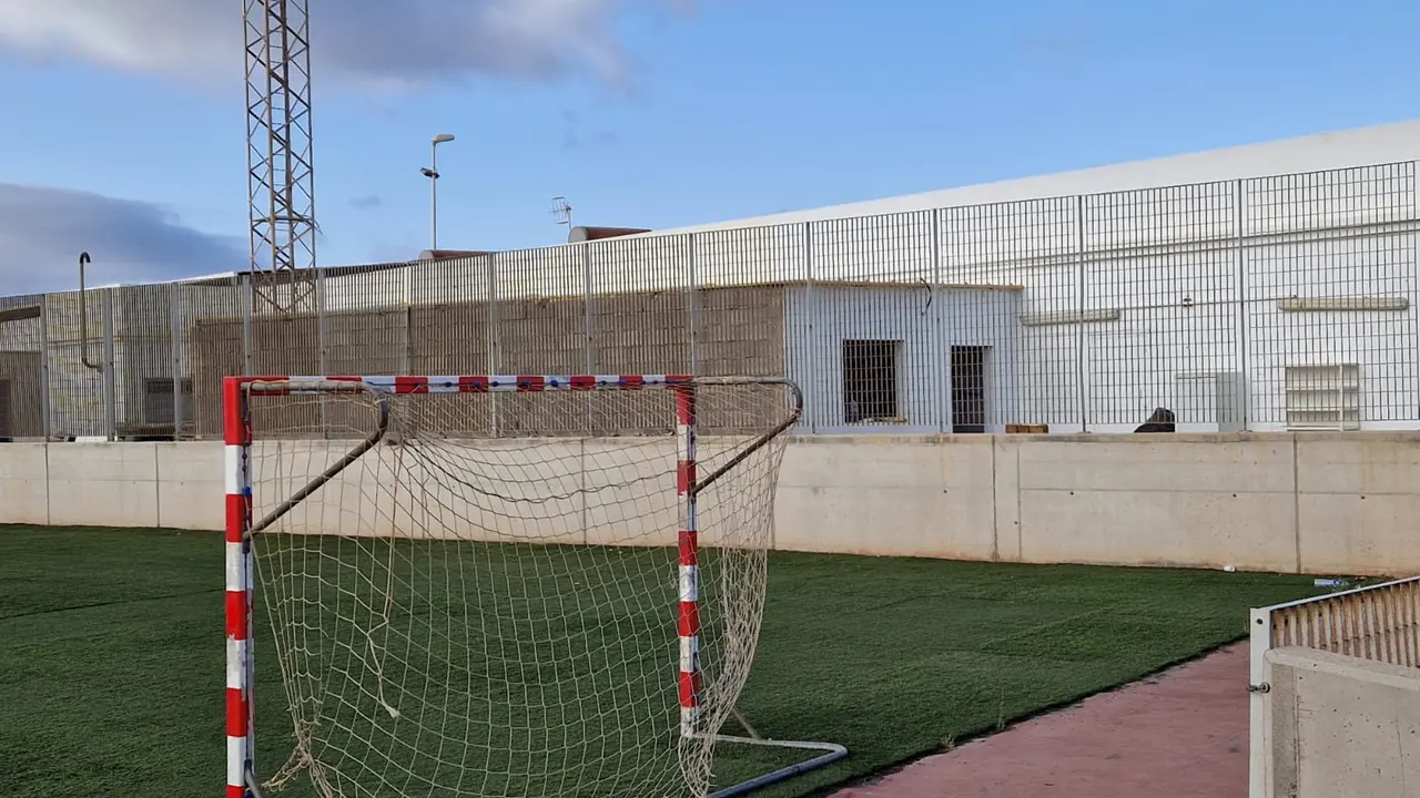 Instalación deportiva en Playa Honda.