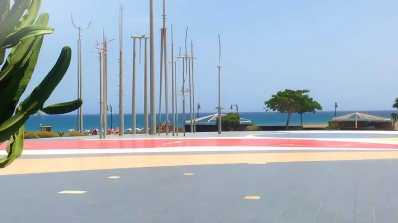 Plaza de las Naciones, Puerto del Carmen.