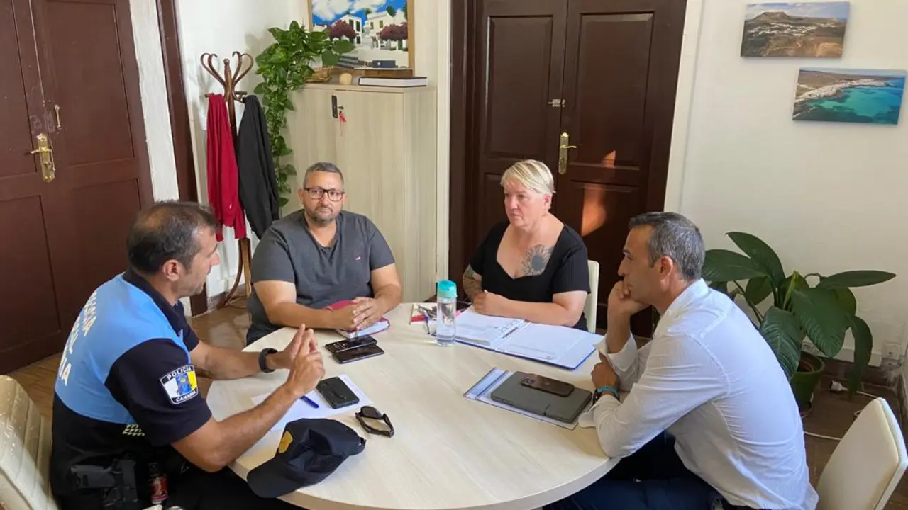 Reunión Haría y Ademal.