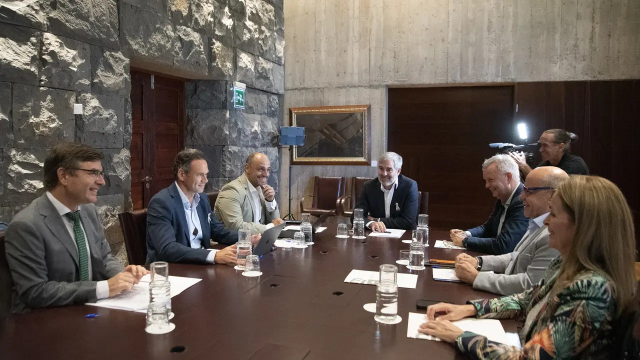 Reunión Gobierno-portavoces parlamentarios Pacto sobre Migración.