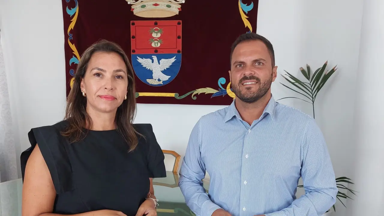 Yonathan de León y Maite Corujo