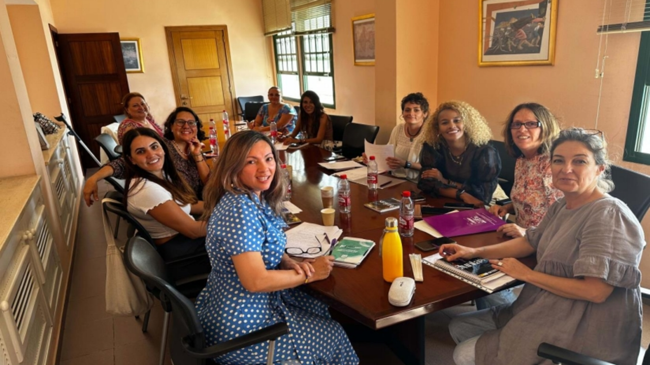 Reunión del colectivo de mujeres migrantes.