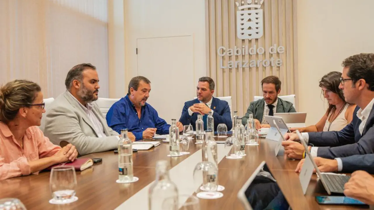 Visita del consejero de Transici&oacute;n Ecol&oacute;gica a Lanzarote.