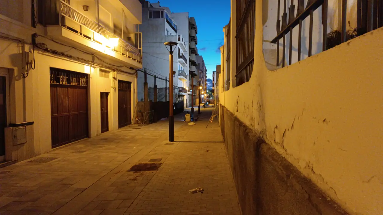 Calle Canalejas, tramo del IES Agustín Espinosa.
