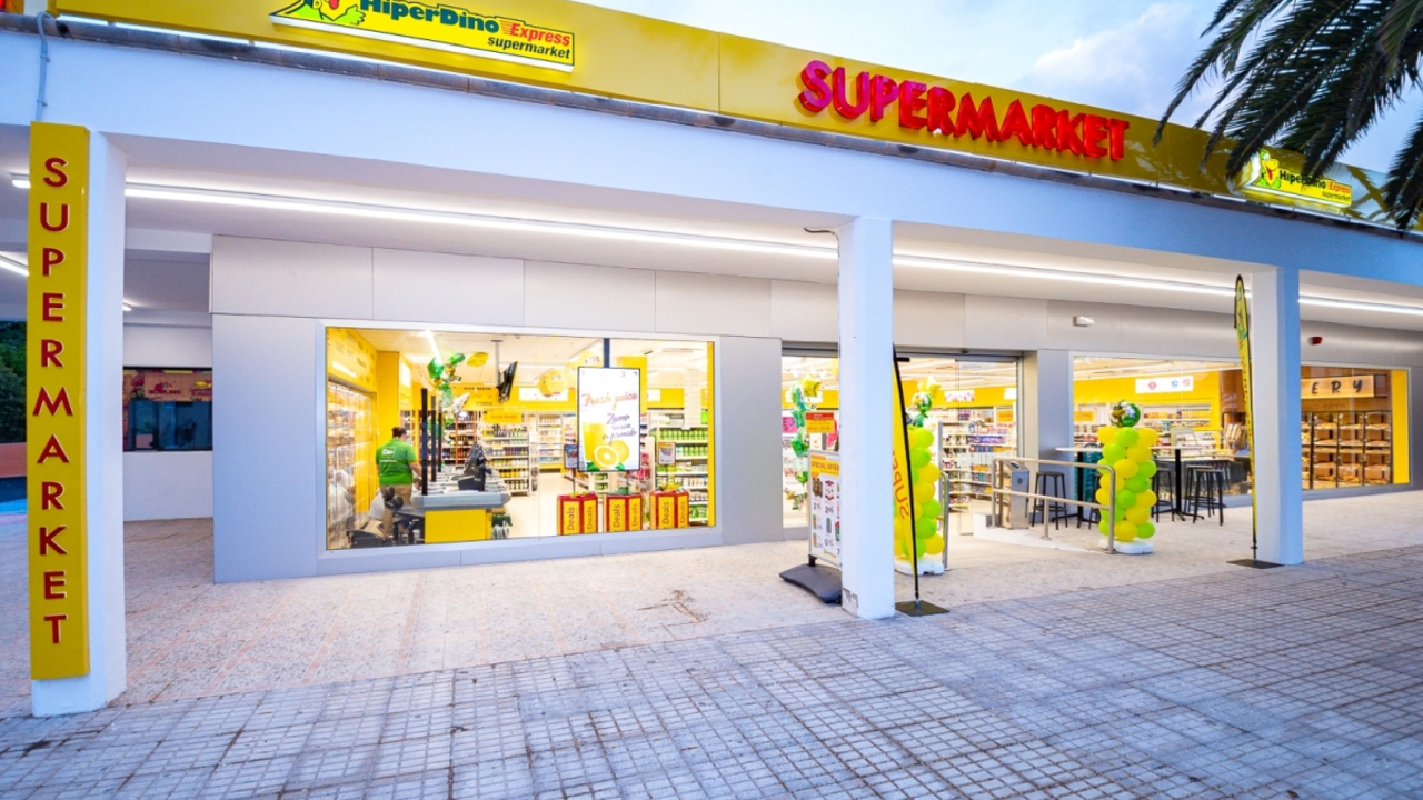Fachada de HiperDino Express Santa Rosa, en Lanzarote.