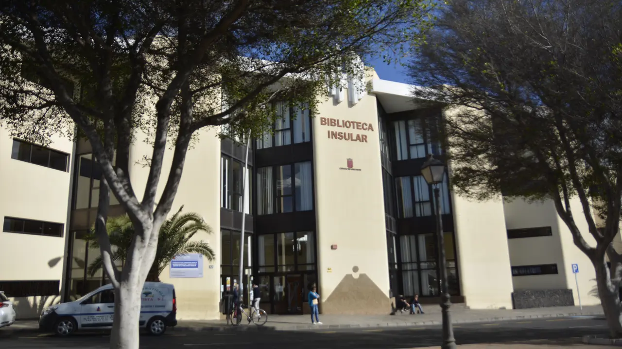 Biblioteca Insular.
