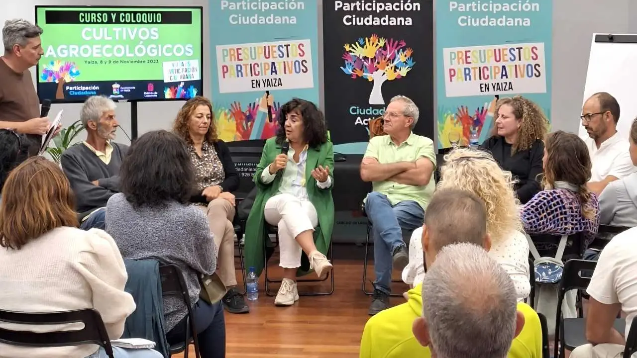 Mesa de debate sobre la salud del suelo.