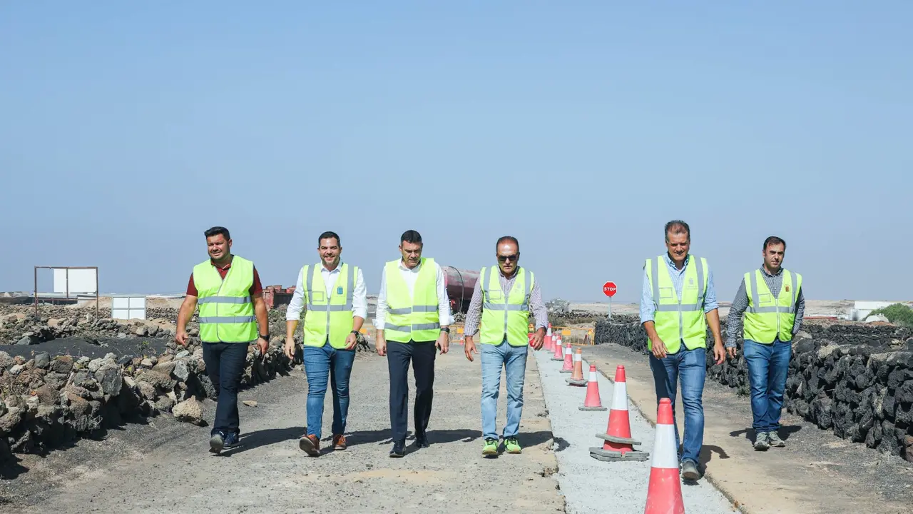 Visita a la obra de abastecimiento de Tinajo.