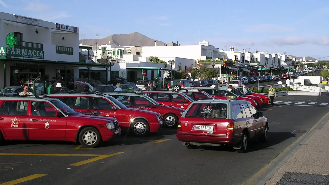 Taxis de Playa Blanca. Imagen de archivo.