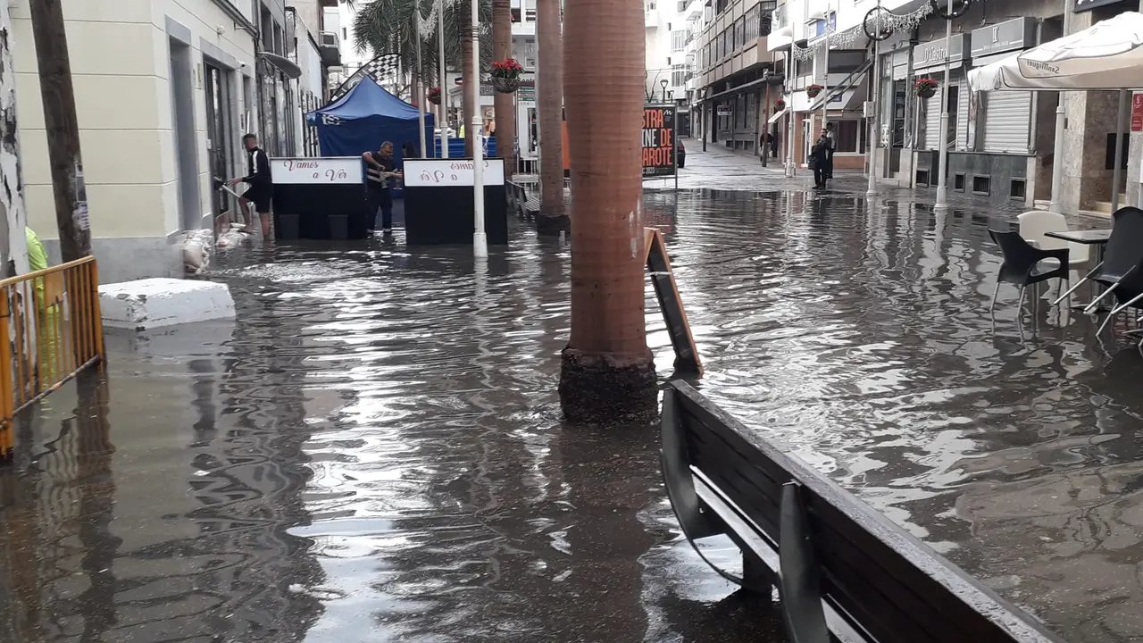 La Plazuela, inundada por las lluvias.