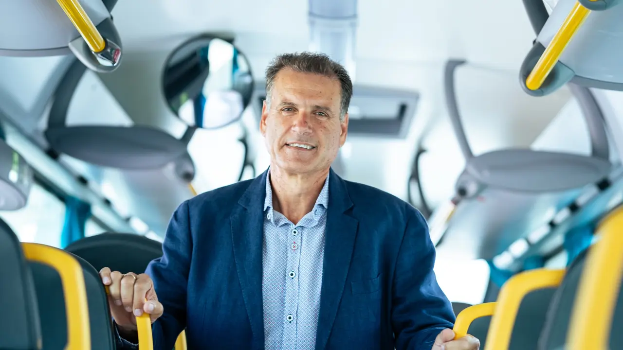 Domingo Cejas. Nuevas guaguas de transporte interurbano 2023.