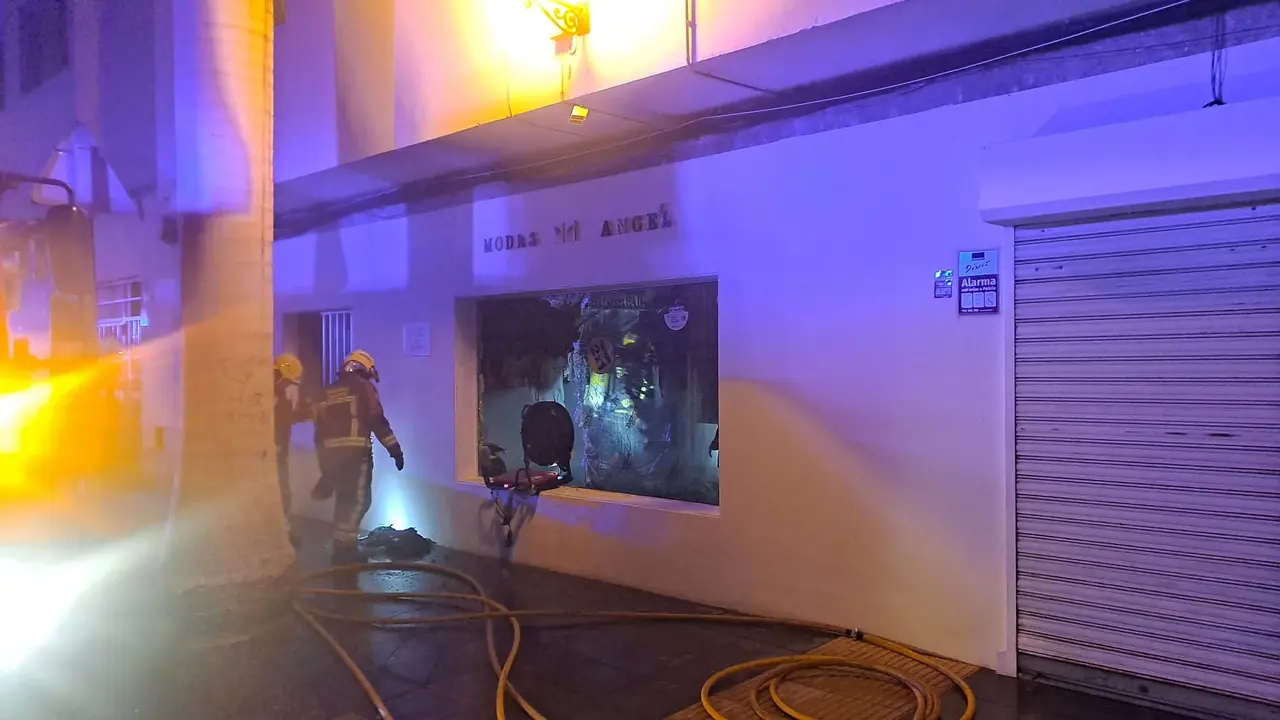 Bomberos en acción.