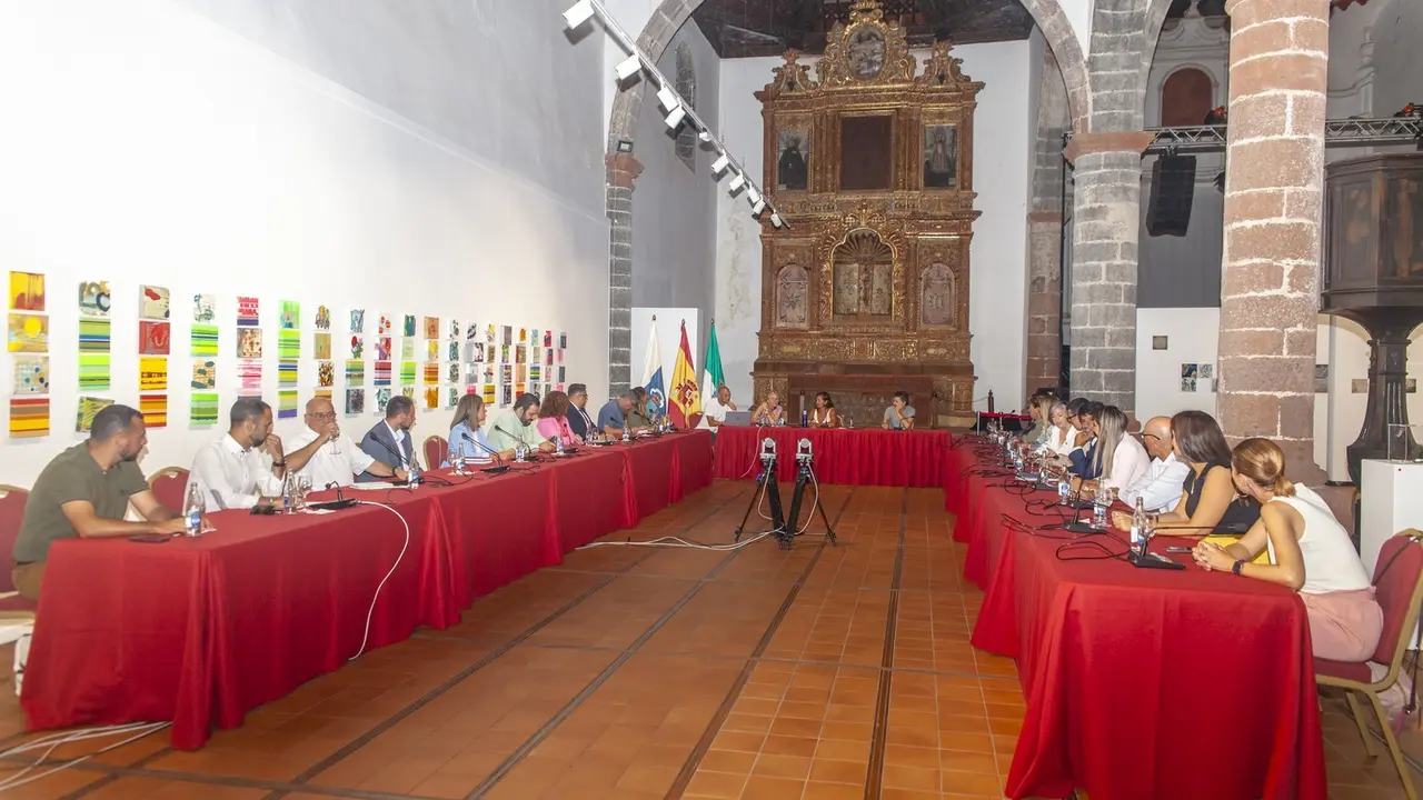 Pleno municipal en Teguise.