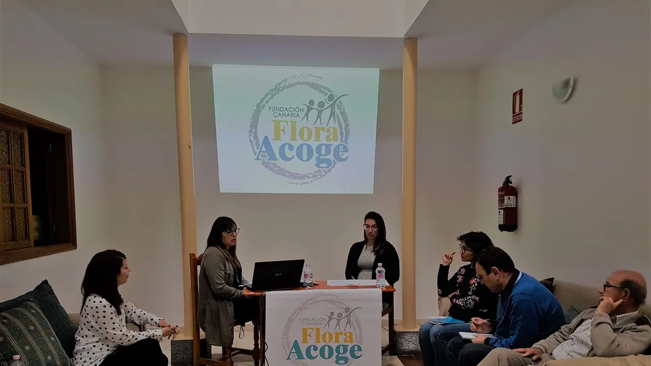 Flora Acoge. Imagen de archivo.