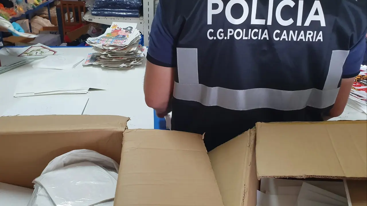 Policia Canaria en Yaiza.