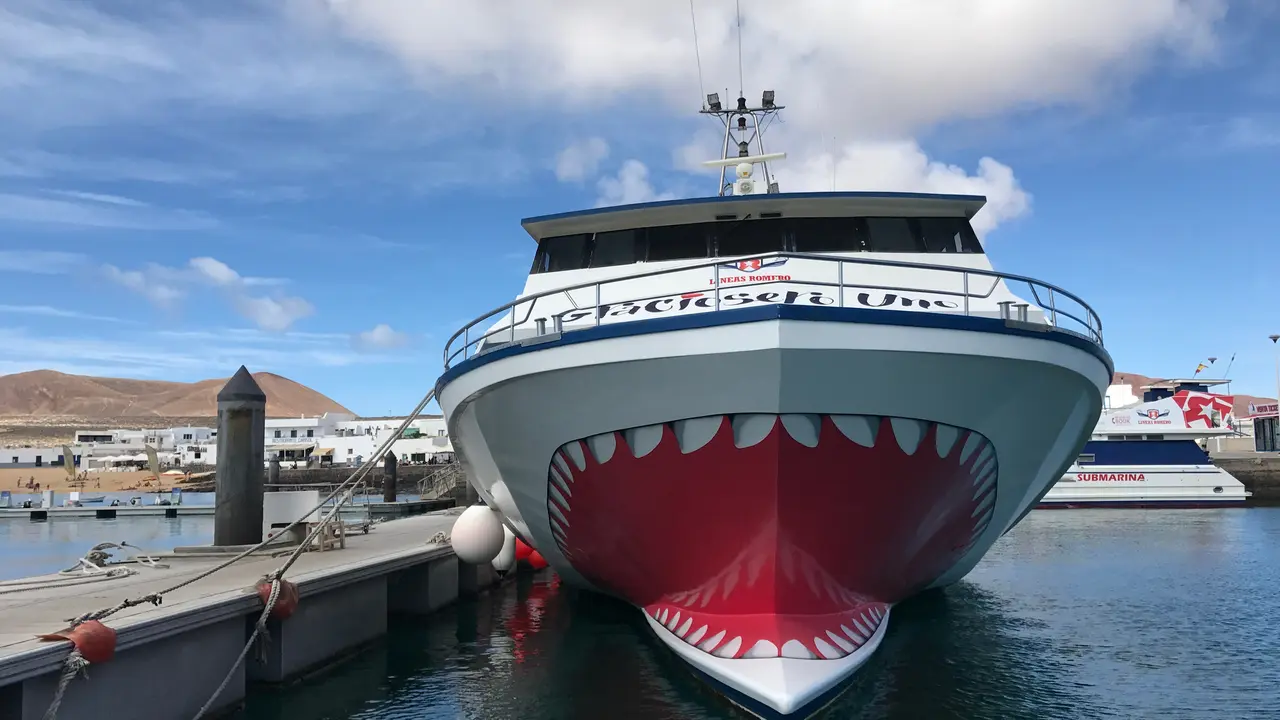 Puerto de Caleta del Sebo. La Graciosa.
