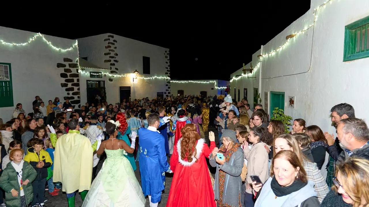 Fotos Cabalgata Reyes Teguise 2024.