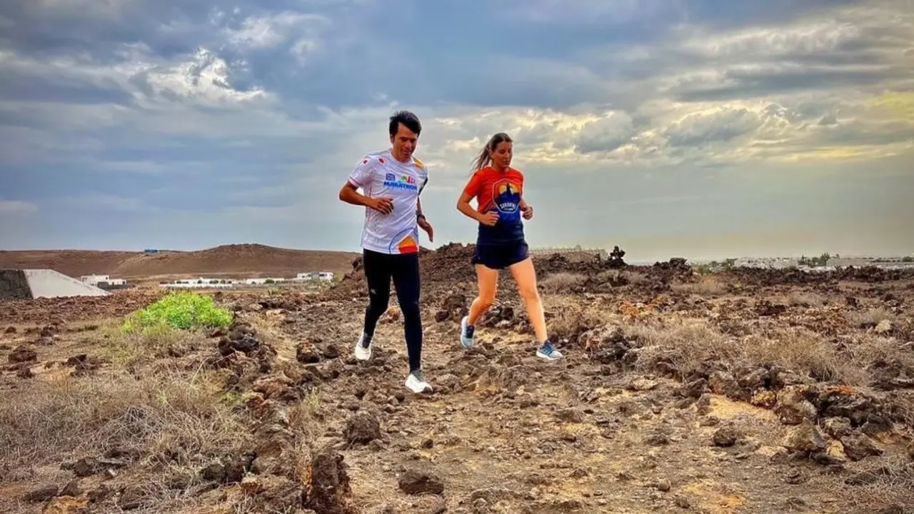 Los concejales Marcos Bergaz y Jenifer Galán (PSOE).