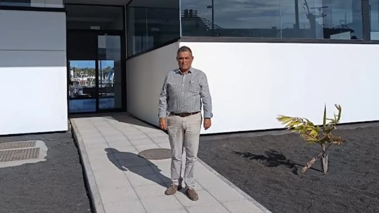 Terminal puerto Playa Blanca.