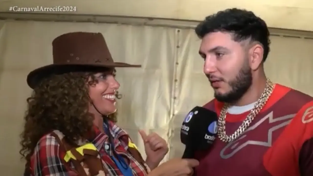 Entrevista a Omar Montes en el Carnaval de Arrecife