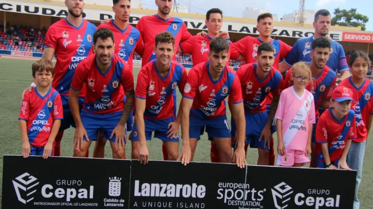 Formación de la UD Lanzarote