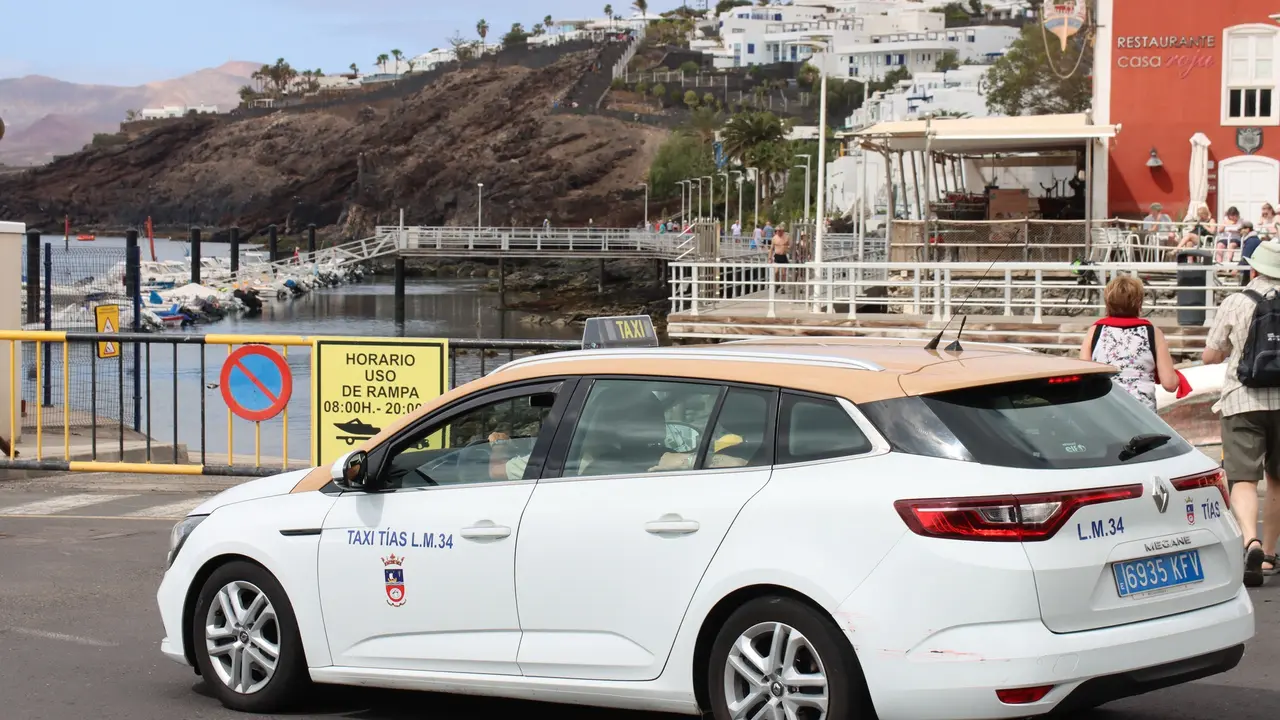 Taxi en Puerto del Carmen.