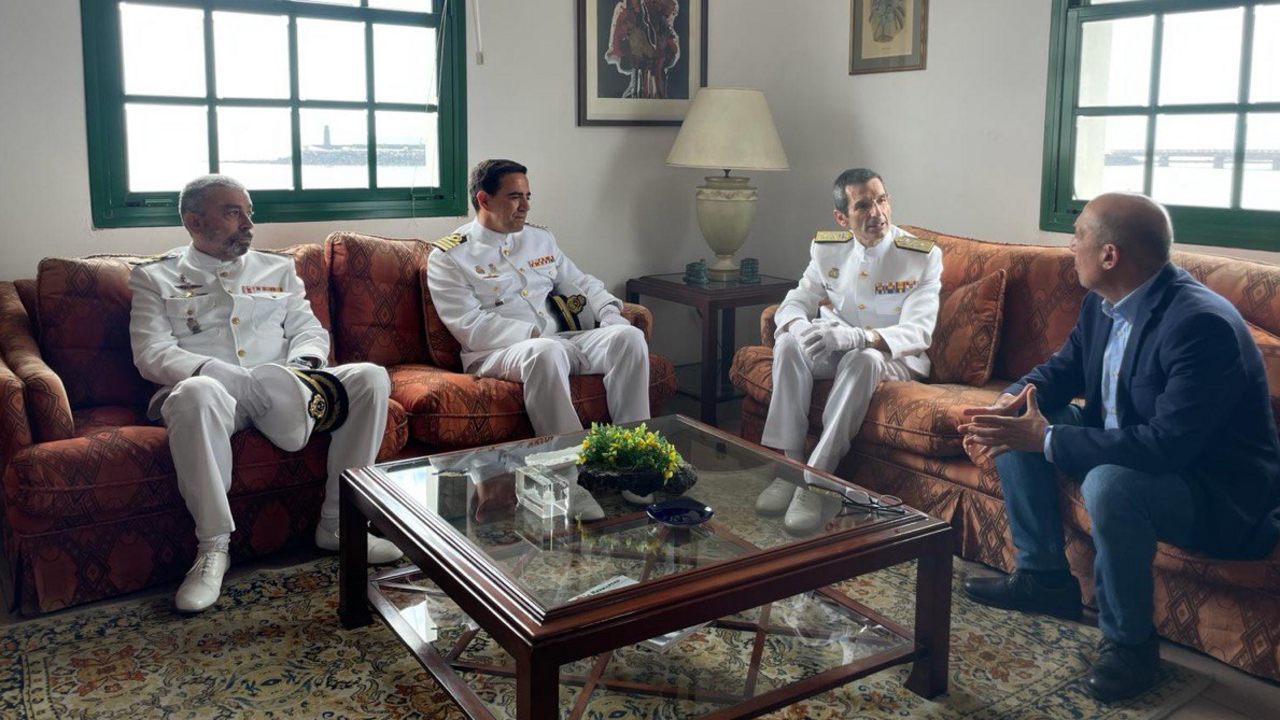 Visita de la Comandancia Naval.