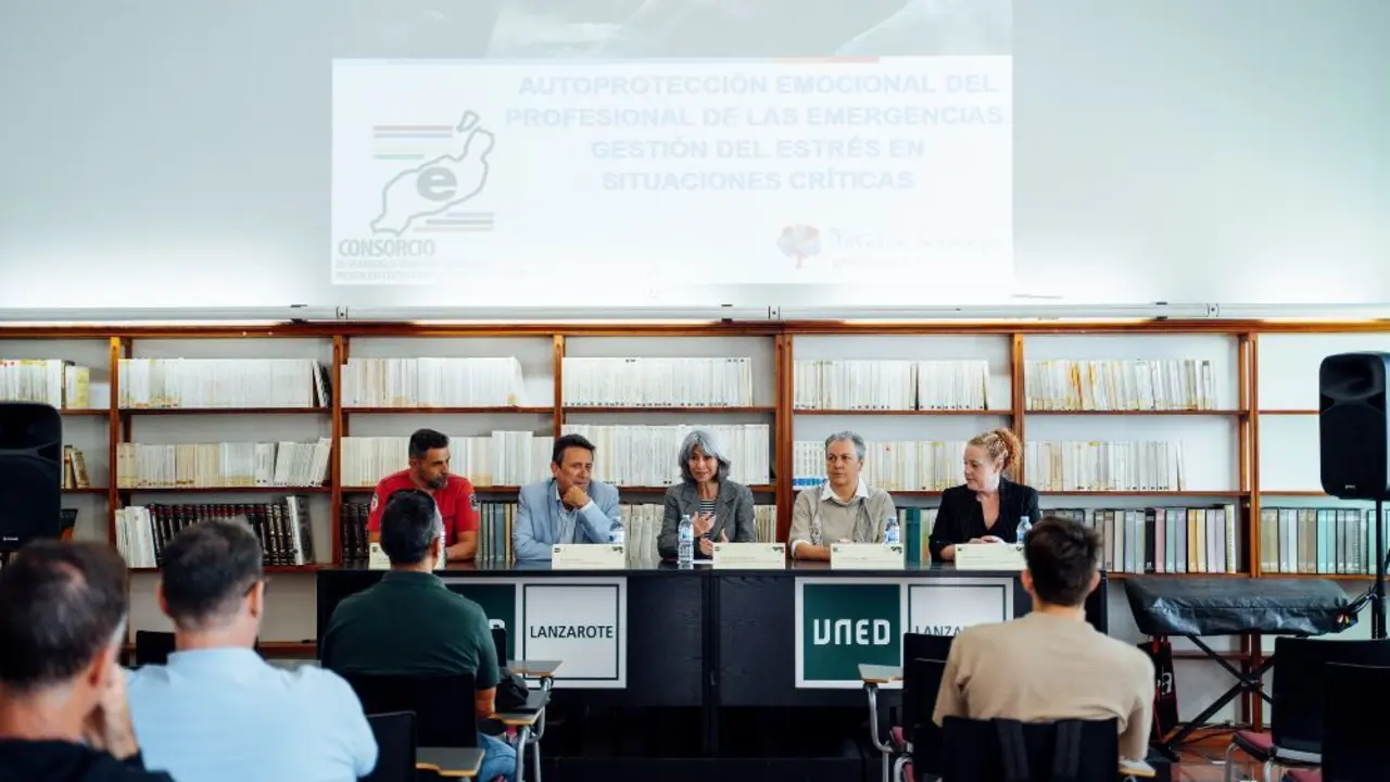 Curso de la Uned para los bomberos